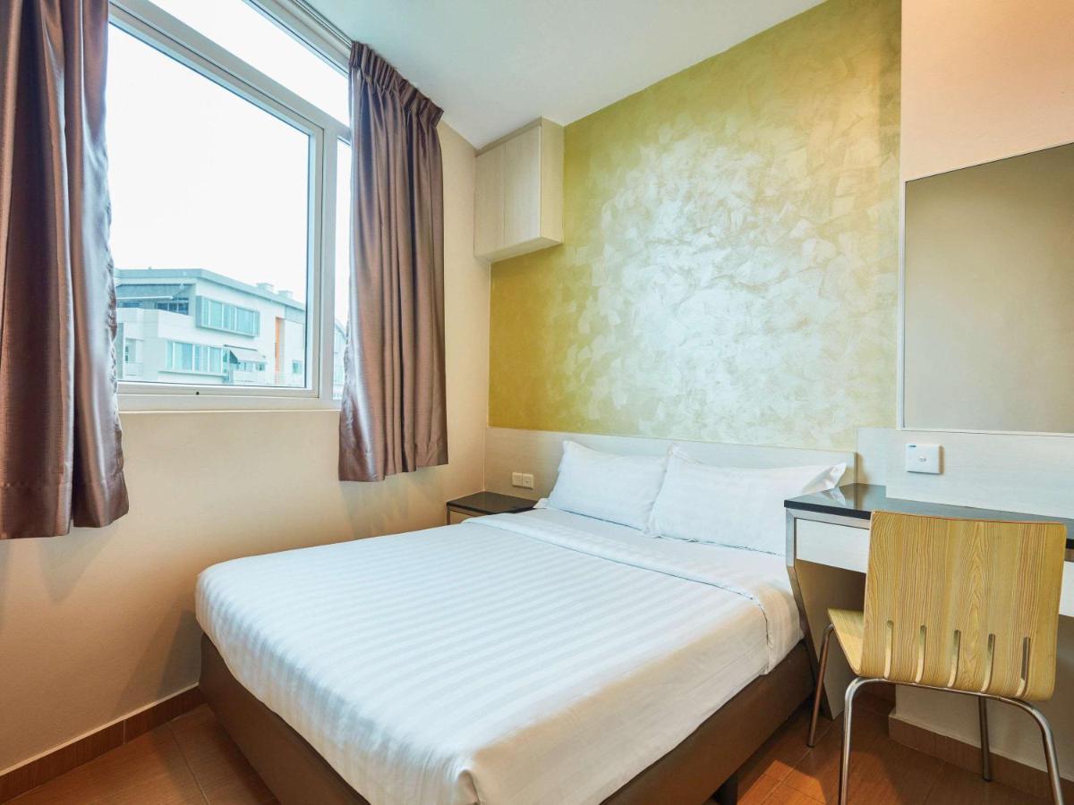 Ibis Budget Singapore West Coast Exterior foto