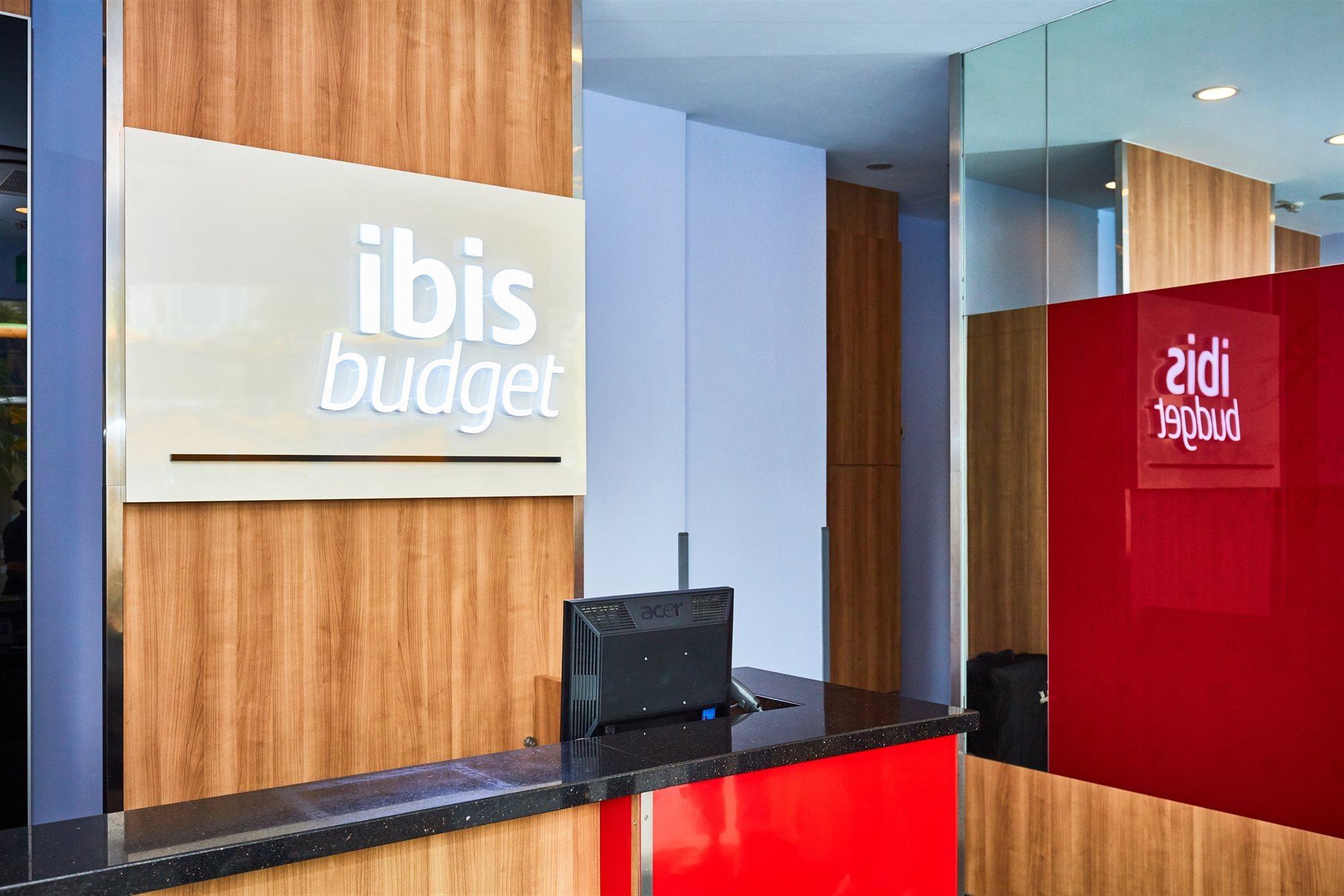 Ibis Budget Singapore West Coast Exterior foto